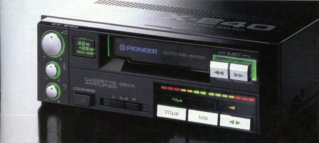 Vintage Pioneer KX-E40 cassette deck amplifier with auto reverse and music search features.